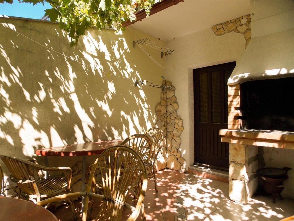Apartments Frane (Adults Only) Novalja Room photo