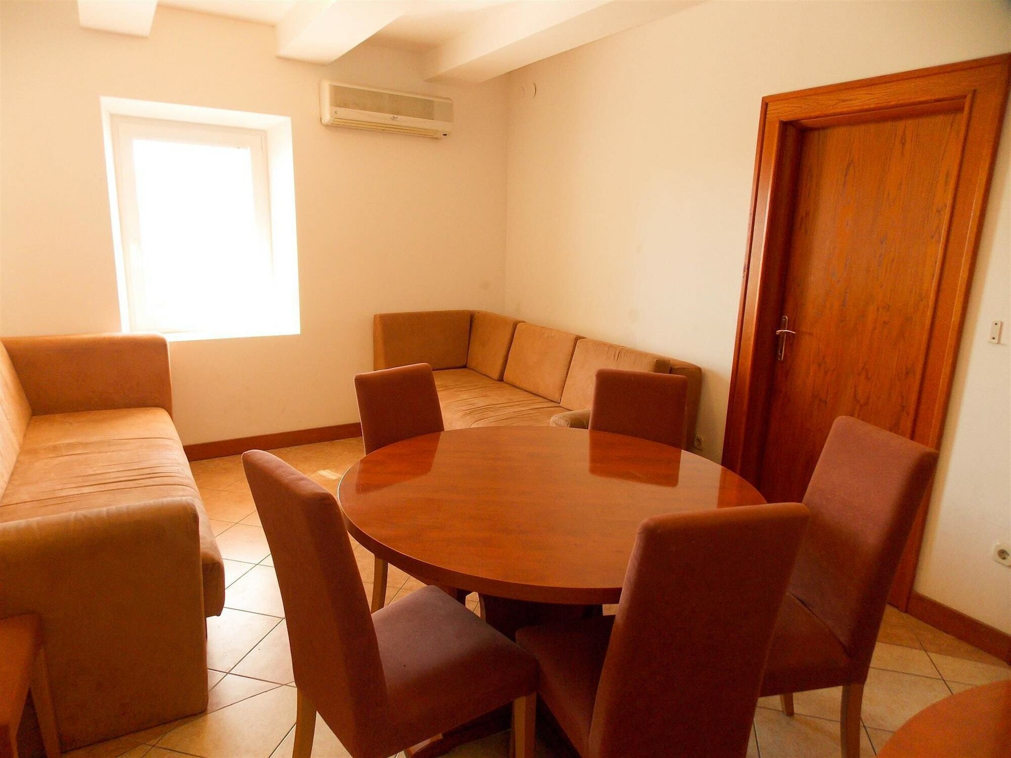 Apartments Frane (Adults Only) Novalja Exterior photo